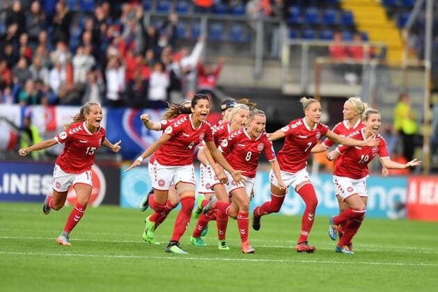 Jubel, Freuen, celebrate, happy, cheer , Celebration nach dem Finaleinzug von Dänemark, Fussball, UEFA Women s EURO 2017,Halbfinale , Dänemark - Österreich, xmkx