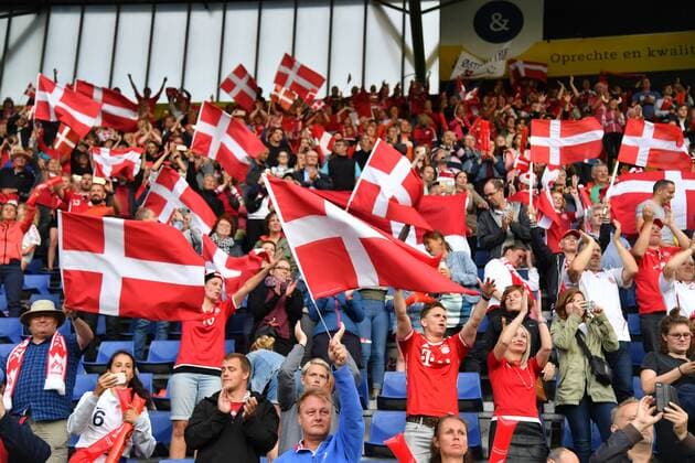 Jubelnde Fans von Dänemark, Fussball, UEFA Women s EURO 2017,Halbfinale , Dänemark - Österreich, xmkx