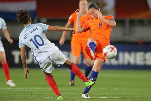 Fara Williams of England women, Sherida Spitse of Holland Women during the semi-final UEFA WEURO 2017 match between The Netherlands and England at the Grolsch Veste on August 3, 2017 in Enschede, the Netherlands Women: The Netherlands v England UEFA WEURO 2017 2017 2018 xVIxVIxImagesx xTomxBodexMultimediaxIVx 8380865