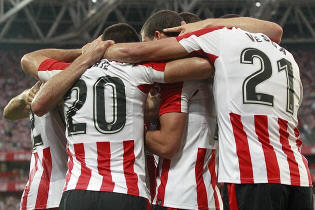 Athletic Club de Bilbao s players celebrate goal during Europa League Third Qualifying Round, 2nd leg. August, 3rd.  (2017080367)
