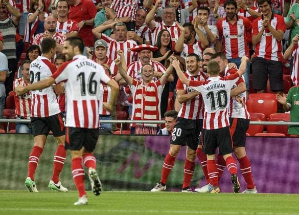 Athletic Bilbao s midfielder Raul Garcia jubilates the first goal of the team during the Europa League third round second leg qualifier between Athletic Club Bilbao and Dinamo Bucharest, at the San Mames stadum in Bilbao, Basque Country, Spain, 03 August 2017. ATHLETIC CLUB VS. DINAMO BUCAREST !ACHTUNG: NUR REDAKTIONELLE NUTZUNG!  Copyright: xJavierxZorrillax PVA009 20170803-636373948116426212