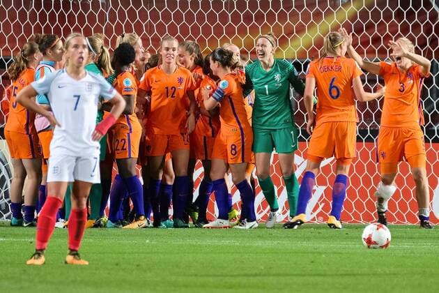 Netherlands Women v England Women UEFA Women s Euros 2017 Netherlands players celebrate Like Martens scoring their third goal to make it Netherlands 3 England 0 during the UEFA Women s Euros 2017 Semi-final match at De Grolsch Veste, Enschede Copyright: xKristianxKanex FIL-10476-0070 UK Newspapers OUT