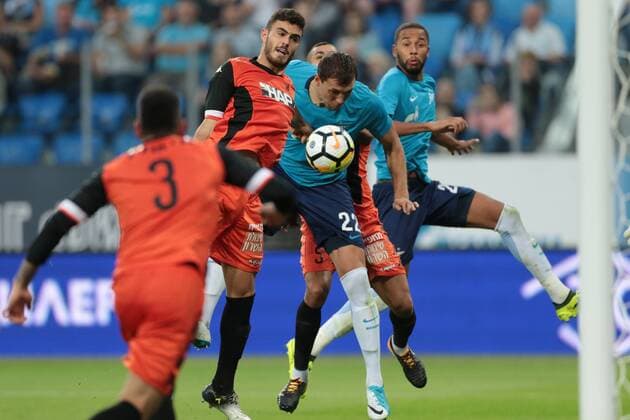 August 3, 2017 - Saint Petersburg, Russia - Artem Dzyuba (C) of FC Zenit Saint Petersburg vie for the ball during the UEFA Europa League match, Third Qualifying Round, 2nd Leg between FC Zenit St. Petersburg and FC Bnei Yehuda at Saint Petersburg Stadium on August 03, 2017 in St. Petersburg, Russia. Zenit Saint Petersburg v Bnei Yehuda - UEFA Europa League Third Qualifying Round: Second Leg  - ZUMAn230 20170803_zaa_n230_174 Copyright: xIgorxRussakx