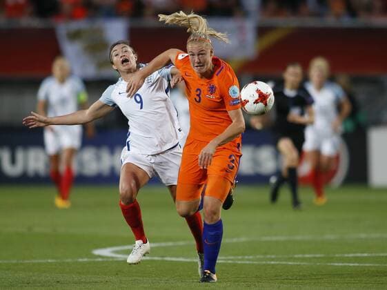 (170804) -- ENSCHEDE, Aug. 4, 2017 -- Stephanie van der Gragt (R) of Netherlands fights with Jordan Nobbs of England during a UEFA Women s EURO 2017 soccer tournament semi-final match between Netherlands and England in Enschede, the Netherlands, Aug. 3, 2017. Netherlands won the game with 3-0. ) (SP)NETHERLANDS-UEFA-WOMEN S EURO-2017-SEMIFINAL-NETHERLANDS-ENGLAND YexPingfan 