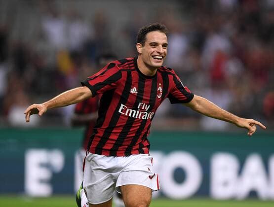 (170804) -- MILAN, Aug. 4, 2017 -- AC Milan s Giacomo Bonaventura celebrates after scoring during the Europa League third qualifying round second leg soccer match against U Craiova at the San Siro Stadium in Milan, Italy, Aug. 3, 2017. AC Milan won 2-0. ) (SP)ITALY-MILAN-SOCCER-EUROPA LEAGUE-AC MILAN-CRAIOVA AlbertoxLingria 