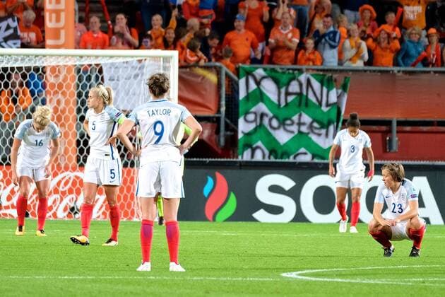 Netherlands Women v England Women UEFA Women s Euros 2017 Millie Bright, Steph Houghton, Jodie Taylor, Demi Stokes and Francesca Kirby of England are dejected at the final whistle as England lose 3-0 to Netherlands following the UEFA Women s Euros 2017 Semi-final match at De Grolsch Veste, Enschede Copyright: xKristianxKanex FIL-10476-0116 UK Newspapers OUT