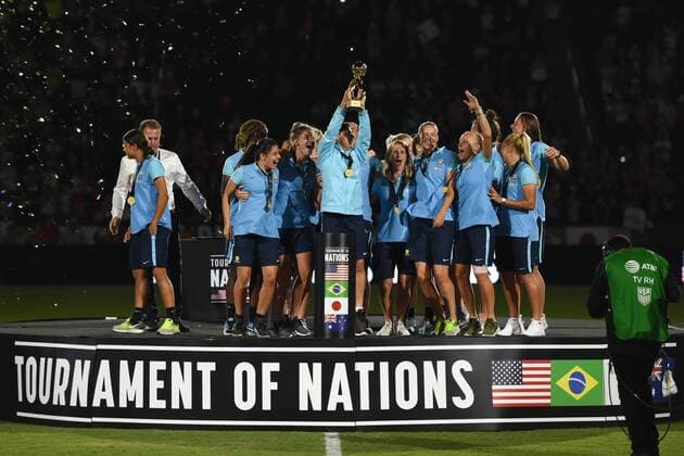 August 3, 2017 - Stubhub Center, California, United States - Carson, CA - Thursday August 03, 2017: Tournament of Nations champions Australia after the 2017 Tournament of Nations match between the women s national teams of the United States (USA) and Japan (JPN) at the StubHub Center. Tournament of Nations champions Australia - ZUMAt139 20170803_zaa_t139_297 Copyright: xBradxSmithx