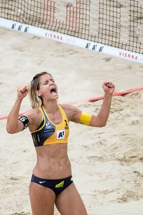Beach volleyball Beachvolleyball - FIVB World Championships 2017 VIENNA,AUSTRIA,04.AUG.17 - BEACH VOLLEYBALL - FIVB World Championships, ladies. Image shows the rejoicing of Laura Ludwig (GER). GEPAxpictures xMaticxKlansek