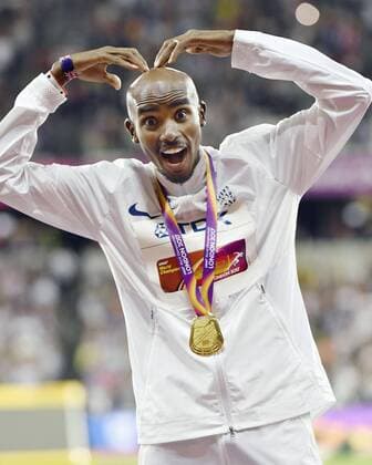 Farah wins men s 10,000-meter Mo Farah of Britain attends an award ceremony after winning gold in the men s 10,000-meter race at the world athletics championships on Aug. 4, 2017, in London. 