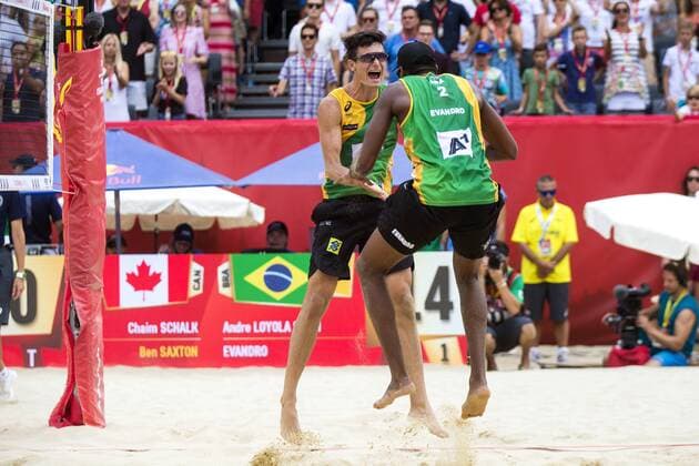 VIENNA, AUSTRIA - AUGUST 05: Andre Loyola Stein and Evandro Goncalves Oliveira Junior of Brazil celebrate during Day 9 of the FIVB Beach volleyball Beachvolleyball World Championships 2017 on August 5, 2017 in Vienna, Austria. (Photo by Michael Kunkel Hoch Zwei) Vienna Austria xHOCHxZWEIx