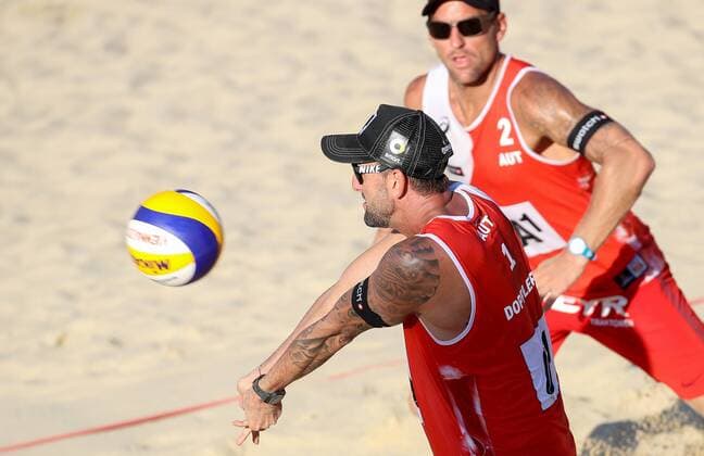 Beach volleyball Beachvolleyball - FIVB World Championships 2017 VIENNA,AUSTRIA,05.AUG.17 - BEACH VOLLEYBALL - FIVB World Championships. Image shows Clemens Doppler and Alexander Horst (AUT). GEPAxpictures xChristianxWalgram