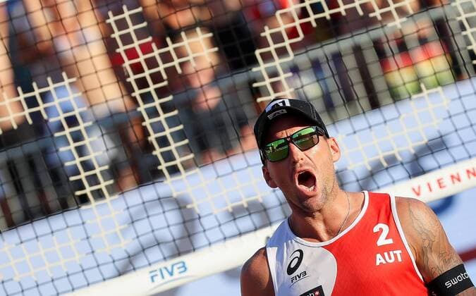 Beach volleyball Beachvolleyball - FIVB World Championships 2017 VIENNA,AUSTRIA,05.AUG.17 - BEACH VOLLEYBALL - FIVB World Championships. Image shows the rejoicing of Alexander Horst (AUT). GEPAxpictures xChristianxWalgram