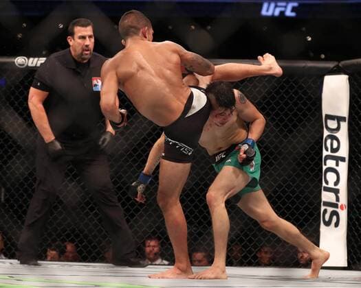 Ultimate Fighting, UFC Kampfabend in Mexiko-Stadt August 6, 2017 - UFC MEXICO 2017, EN LA ARENA CDEMX. PELEA ENTRE sergio tettis y brandpn moreno Latin News: August 6, 2017  - ZUMAu78_ 20170806_zaf_u78_016 Copyright: xValentexRosasx