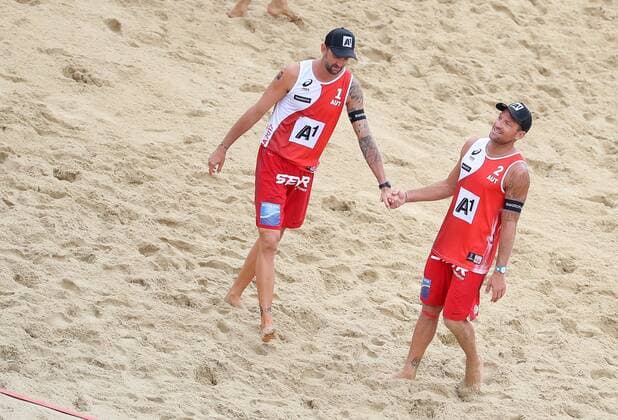 Beach volleyball Beachvolleyball - FIVB World Championships 2017 VIENNA,AUSTRIA,06.AUG.17 - BEACH VOLLEYBALL - FIVB World Championships. Image shows Clemens Doppler and Alexander Horst (AUT). GEPAxpictures xChristianxWalgram
