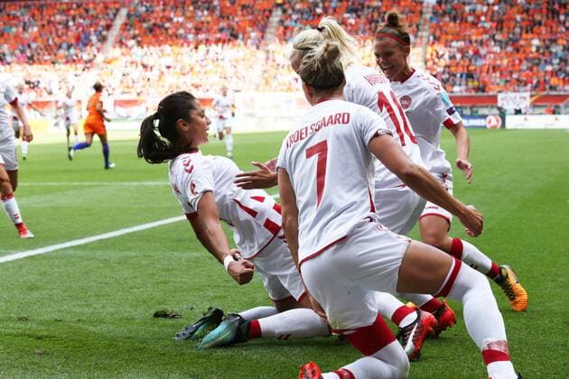 (L-R) Nadia Nadim of Denmark women during the UEFA WEURO 2017 final match between The Netherlands and Denmark at the Grolsch Veste on August 06, 2017 in Enschede, The Netherlands Women:The Netherlands v Denmark UEFA WEURO 2017 2017 2018 xVIxVIxImagesx xTomxBodexMultimediaxIVx 8408826