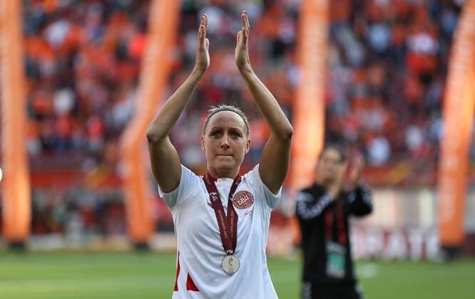 06.08.2017 xcex Niederlande, Holland, Dänemark, Fussball, Frauenfussball, Europameisterschaft UEFA Women s Euro 2017, Finale Niederlande gegen Dänemark Sanne Troelsgaard (DEN) enttäuscht nach der Niederlage und dem verpassten Europameistertitel