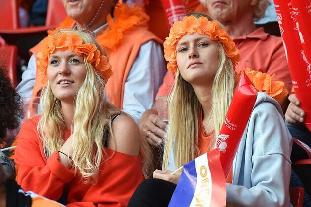 Fußball UEFA Women s Euro Finale Niederlande - Dänemark am 06.08.2017 im FC Twente Stadion in Enschede Weibliche Fans der Niederlande xRx
