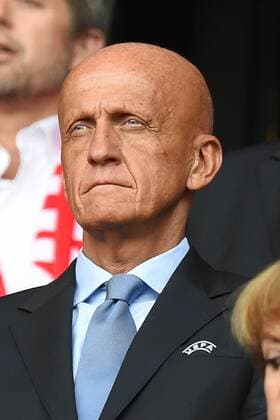 Fußball UEFA Women s Euro Finale Niederlande - Dänemark am 06.08.2017 im FC Twente Stadion in Enschede Pierluigi Collina xRx