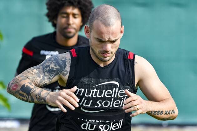Wesley Sneijder (OGC Nice) FOOTBALL : Entrainement de l OGC Nice - Nice - 08 08 2017 NorbertScanella Panoramic 