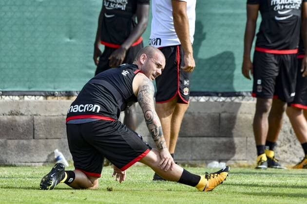 Wesley Sneijder (OGC Nice) FOOTBALL : Entrainement de l OGC Nice - Nice - 08 08 2017 NorbertScanella Panoramic 