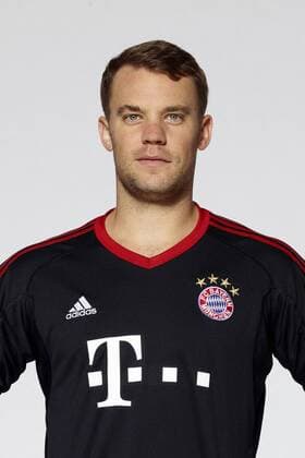 FUSSBALL 1. BUNDESLIGA SAISON 2017 2018 08.08.2017 Fototermin beim FC Bayern Muenchen: Torwart Manuel Neuer Foto: Pressefoto ULMER Pool FC Bayern Muenchen xxNOxMODELxRELEASExx Fussball 1. Bundesliga 2017 2018: Fototermin beim FC Bayern Muenchen