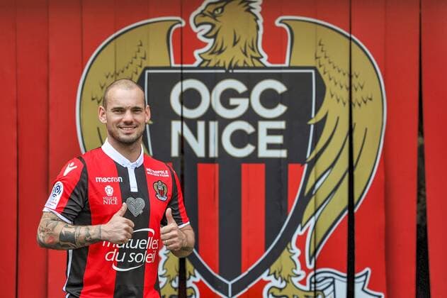 Fußball, OGC Nizza präsentiert Wesley Sneijder Wesley Sneijder (OGC Nice) FOOTBALL : Nouvelles recrues de l OGC Nice - Presentation des joueurs - Nice - 08 08 2017 NorbertScanella Panoramic 