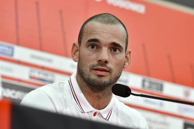 Fußball, OGC Nizza präsentiert Wesley Sneijder Wesley Sneijder (OGC Nice) FOOTBALL : Nouvelles recrues de l OGC Nice - Conference de presse - Nice - 08 08 2017 NorbertScanella Panoramic 