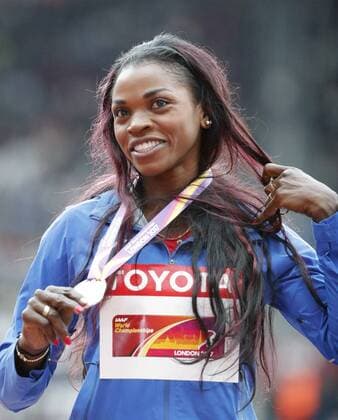 Colombian athlete Caterine Ibarguen poses with her silver medal in triple jump during the World Athletics Championships at the olympic stadium in London, United Kingdom, 08 August 2017. WORLD ATHLETICS CHAMPIONSHIPS 2017 !ACHTUNG: NUR REDAKTIONELLE NUTZUNG!  Copyright: xLavandeiraxjrx LDN005 20170808-636378214248381841