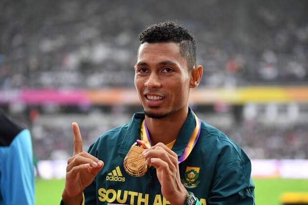 London, IAAF, Leichtathletik, athletics, Track and Field, World athletics Championships 2017 in London Leichtathletik WM 2017, 04-13.08.2017, Olympic Stadium London, 400m Männer Siegerehrung Goldmedaille Wayde van Niekerk Südafrika,