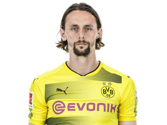 Fußball, GER, 1.BL, Porträttermin 2017 2018, Borussia Dortmund, Neven Subotic (Borussia Dortmund)