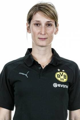 Fußball, GER, 1.BL, Porträttermin 2017 2018, Borussia Dortmund, Athletiktrainerin Dr. Anke Steffen (Borussia Dortmund)