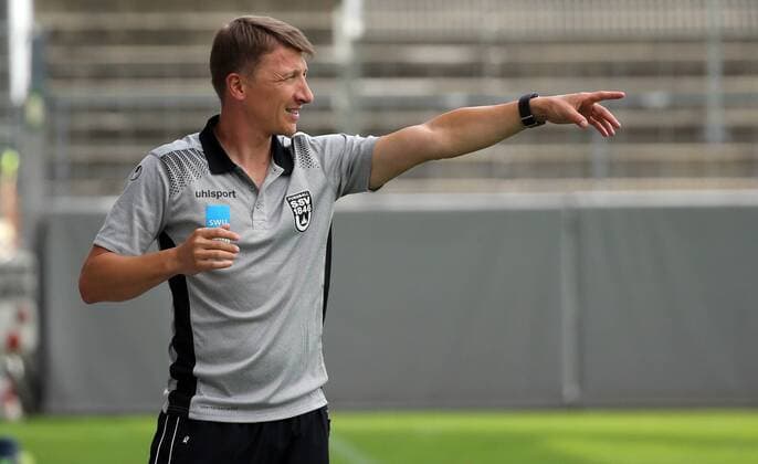 Fußball, Trainerhistorie, SSV Ulm 1846 VfB Stuttgart II - SSV Ulm 1846 Deutschland, Stuttgart, 06.08.2017, Fussball, Regionalliga Südwest, Saison 2017 2018, 2. Spieltag, VfB Stuttgart II - SSV Ulm 1846 (5:4): Stephan Baierl (Trainer SSV Ulm 1846).