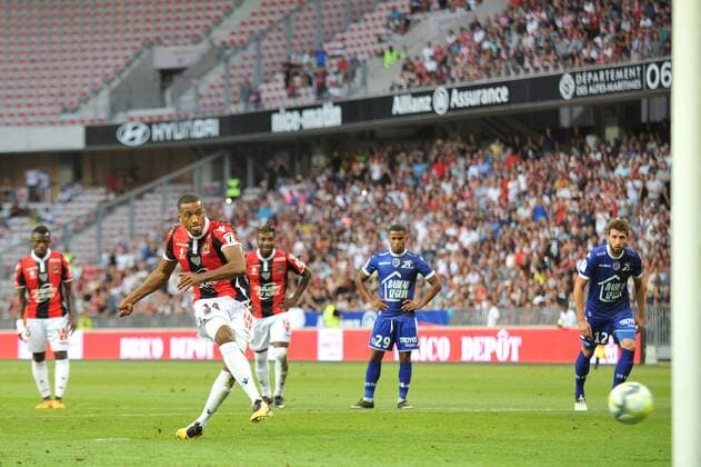 Fußball, OGC Nizza - ES Troyes AC 14 Alassane PLEA (nice) - PENALTY - BUT FOOTBALL : Nice vs Troyes - Ligue 1 Conforama - 11 08 2017 FEP Panoramic 