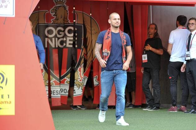 PRESENTATION DE Wesley Sneijder FOOTBALL : Nice vs Troyes - Ligue 1 Conforama - 11 08 2017 FEP Panoramic 