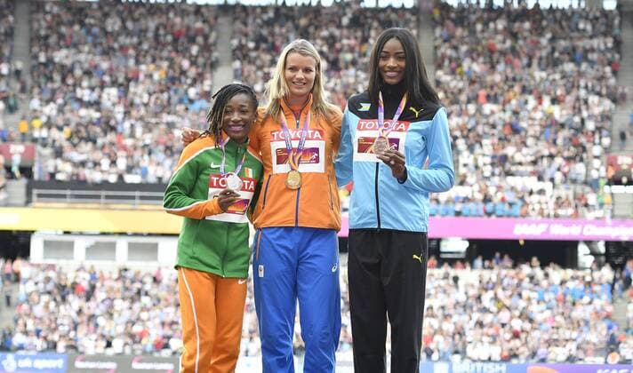 12-08-2017 ATLETIEK: IAAF WORLD CHAMPIONSHIPS LONDON 2017: LONDEN huldiging 200 meter Dafne Schippers (NED) Foto: SCS Soenar Chamid xVIxVIxImagesx xSoenarxChamidxsportfotografiexIVx 8458887