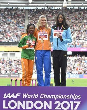 12-08-2017 ATLETIEK: IAAF WORLD CHAMPIONSHIPS LONDON 2017: LONDEN huldiging 200 meter Dafne Schippers (NED) Foto: SCS Soenar Chamid xVIxVIxImagesx xSoenarxChamidxsportfotografiexIVx 8458890