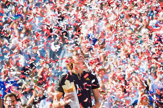 Themen der Woche - SPORT Bilder des Tages - SPORT MONTREAL, QC - AUGUST 13: Alexander Zverev (GER) with his trophy, after his win of the tournament, under confettis at ATP Tennis Herren Coupe Rogers on August 13, 2017, at Uniprix Stadium in Montreal, QC (Photo by David Kirouac Icon Sportswire) TENNIS: AUG 13 ATP Coupe Rogers Icon17081305 EDITORIAL USE ONLY