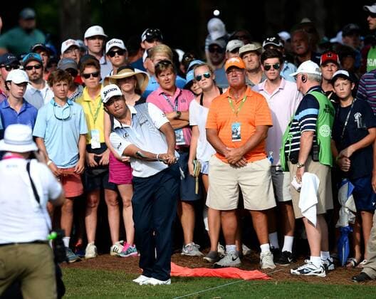 January 11, 2012 - Charlotte, NC, USA - Hideki Matsuyama chips his ball onto the 15th green during final round action in the PGA Golf Herren Championship at Quail Hollow Club in Charlotte, NC on Sunday, August 13, 2017. PGA Championship - ZUMAm67_ 20120111_zaf_m67_035 Copyright: xJeffxSinerx