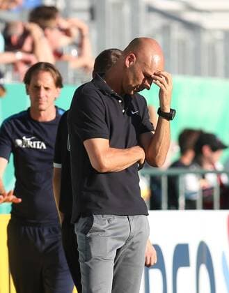 Trainer Thomas Letsch (Aue) verzwiefelt, unzufrieden Wiesbaden Copyright: xRoskaritzx Eibner-Pressefotox EP_rrz