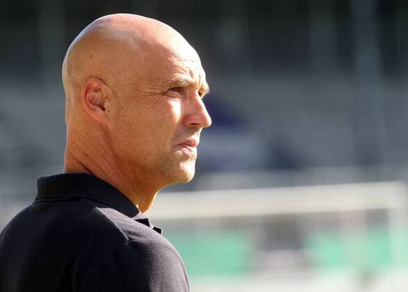 13.08.2017, xsvx, Fussball DFB-Pokal, 1.Runde SV Wehen Wiesbaden - Erzgebirge Aue, emspor, v.l. Trainer Thomas Letsch (FC Erzgebirge Aue) Wiesbaden
