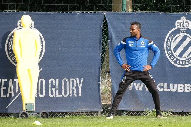Bilder des Tages - SPORT Club s Emmanuel Bonaventure Dennis pictured during a training session of Belgian soccer team Club Brugge KSV, Wednesday 16 August 2017 in Brugge. The team is preparing for tomorrow s game against Greek club AEK Athens F.C., the first leg of the first playoff round for the UEFA Europa League competition. BRUNOxFAHY  x05148608x