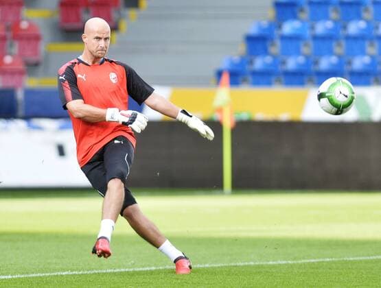 Petr Bolek, goalkeeper of Viktoria Plzen, attends a training session prior to the UEFA Europa League soccer match Viktoria Plzen vs AEK Larnaka in Pilsen, Czech Republic, August 16, 2017. (CTKxPhoto MiroslavxChaloupka) CTKPhotoP201708160805801  cha12