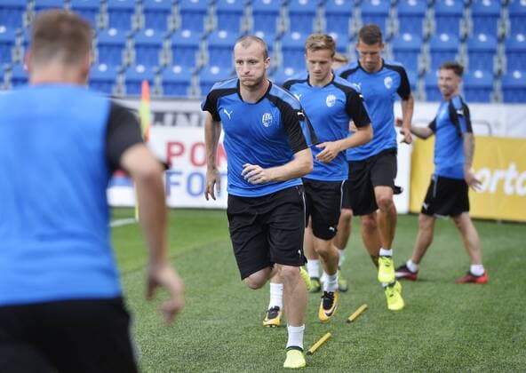 Czech players attend a training session prior to the UEFA Europa League soccer match Viktoria Plzen vs AEK Larnaka in Pilsen, Czech Republic, August 16, 2017. (CTKxPhoto MiroslavxChaloupka) CTKPhotoP201708160806101  cha13