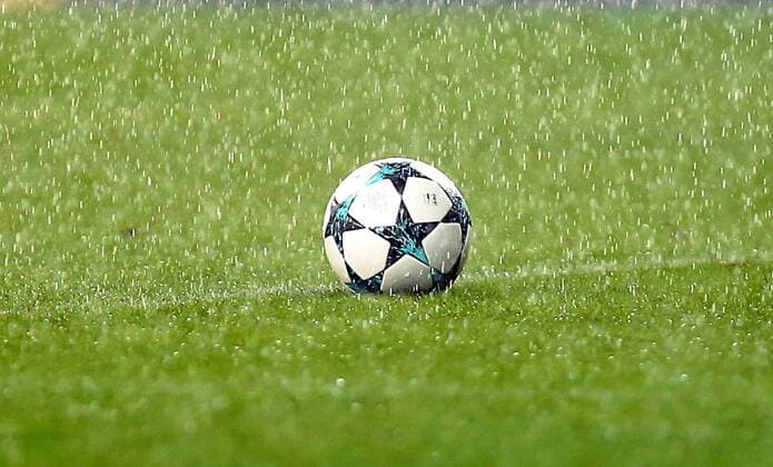 Rainy day at Medipol Basaksehir - Sevilla UEFA Champions League Play - Off 1st round game at Istanbul Fatih Terim Stadium, 16th August, 2017.  Copyright: TolgaxAdanali STA_2177