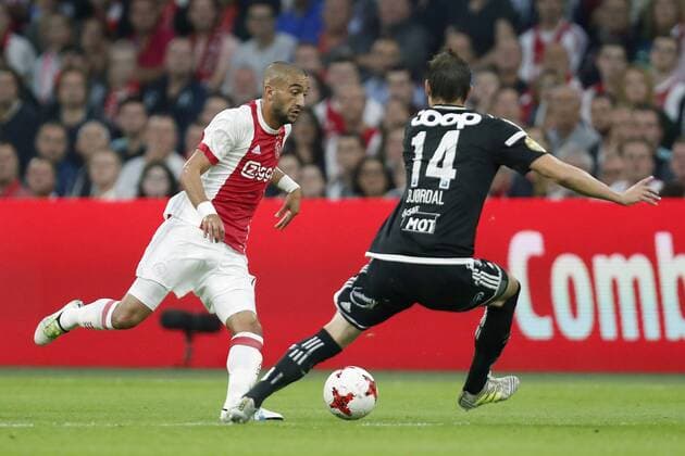 (L-R) Hakim Ziyech of Ajax, Johan Laedre Bjordal of Rosenborg BK during the UEFA Europa League fourth round qualifying first leg match between Ajax Amsterdam and RosenBorg BK at the Amsterdam Arena on August 17, 2017 in Amsterdam, The Netherlands Ajax v Rosenborg BK UEFA Europa League 2017 2018 xVIxVIxImagesx xMauricexvanxSteenxIVx 8494273