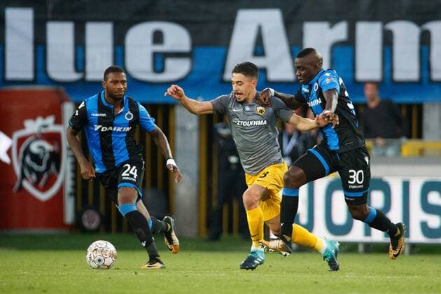 Club s Stefano Denswil, AEK s Andre Simoes and Club s Marvelous Nakamba fight for the ball a soccer game between Belgian team Club Brugge KSV and Greek club AEK Athens F.C., the first leg of the first playoff round for the UEFA Europa League competition, Thursday 17 August 2017 in Brugge. KURTxDESPLENTER  x05149100x