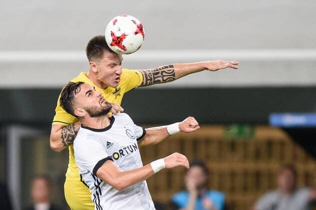2017.08.17, Warszawa, Pilka nozna, UEFA Liga Europy Sezon 2017 2018, IV Runda Elimacyjna Mecz Legia Warszawa - FC Sheriff Tiraspol N z Veaceslav Posmac, Armando Sadiku Foto Rafal Oleksiewicz PressFocus NEWSPIX.PL 2017.08.17, Football, UEFA Europa League Season 2017 2018, Fourth Qualifying Round Legia Warszawa - FC Sheriff Tiraspol Veaceslav Posmac, Armando Sadiku Credit Rafal Oleksiewicz PressFocus --- Newspix.pl  20170817PF_RO0070
