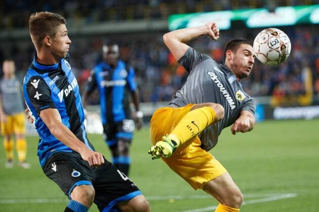 Club s Brandon Mechele and AEK s Konstantinos Galanopoulos fight for the ball during a soccer game between Belgian team Club Brugge KSV and Greek club AEK Athens F.C., the first leg of the first playoff round for the UEFA Europa League competition, Thursday 17 August 2017 in Brugge. KURTxDESPLENTER  x05149195x