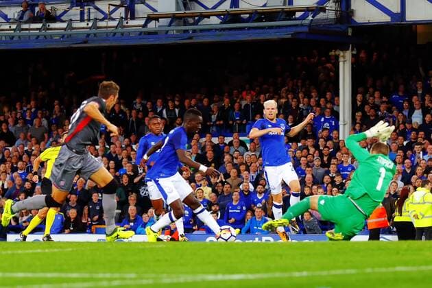 August 17th 2017, Goodison Park, Liverpool, England; UEFA Europa League Playoff, first leg; Everton versus Hajduk Split; Idrissa Gueye of Everton scores his teams second goal (2-0) xPaulxKeevilx  ActionPlus11917613