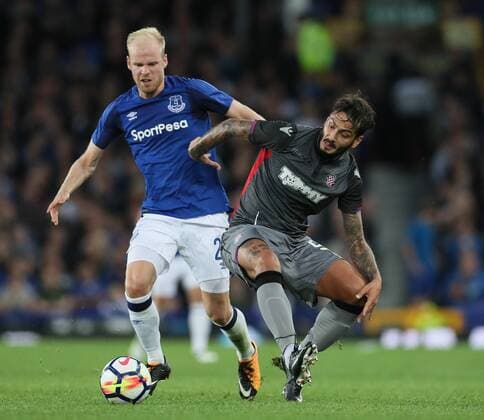 Davy Klaassen of Everton tussles with Savvas Gentsoglou of Hajduk Split during the Europa League Qualifying Play Offs 1st Leg match at Goodison Park Stadium, Liverpool. Picture date: August 17th 2017. Picture credit should read: David Klein Sportimage EDITORIAL USE ONLY. No use with unauthorised audio, video, data, fixture lists, club league logos or live services. Online in-match use limited to 120 images, no video emulation. No use in betting, games or single club league player publications.